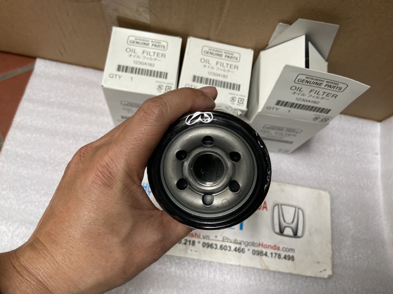 Lọc dầu nhớt động cơ Miviec xe Mitsubishi