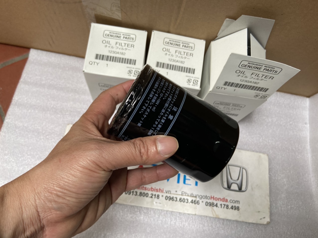 Lọc dầu nhớt động cơ Miviec xe Mitsubishi