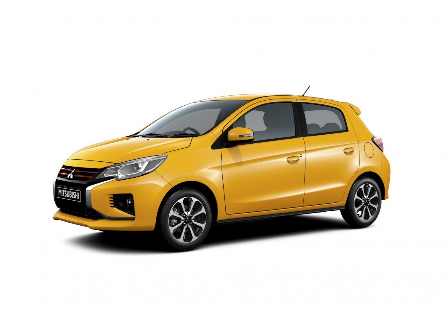 Thay Kính chắn gió xe Mitsubishi Mirage