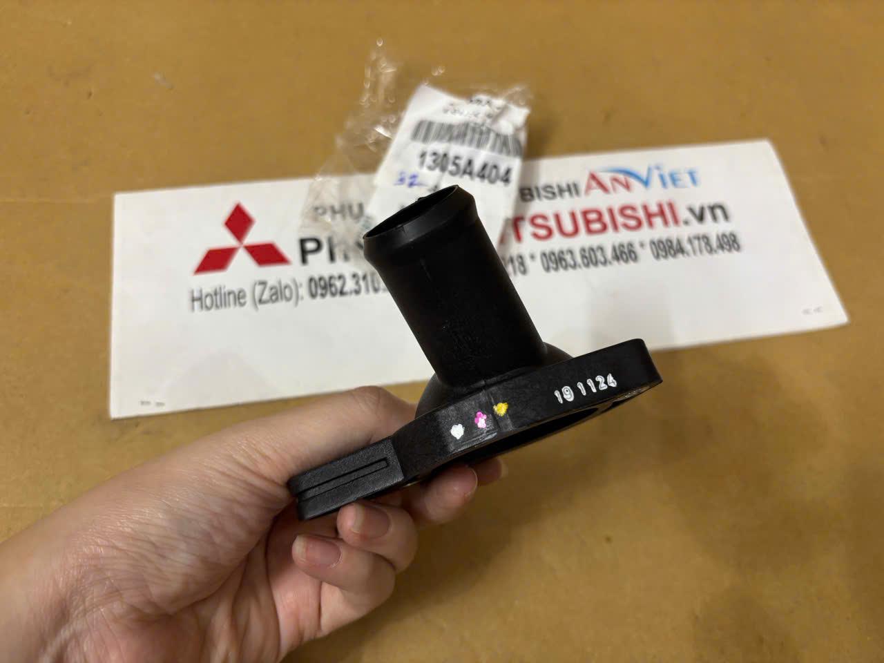 Vỏ van hằng nhiệt xe Mitsubishi Attrage