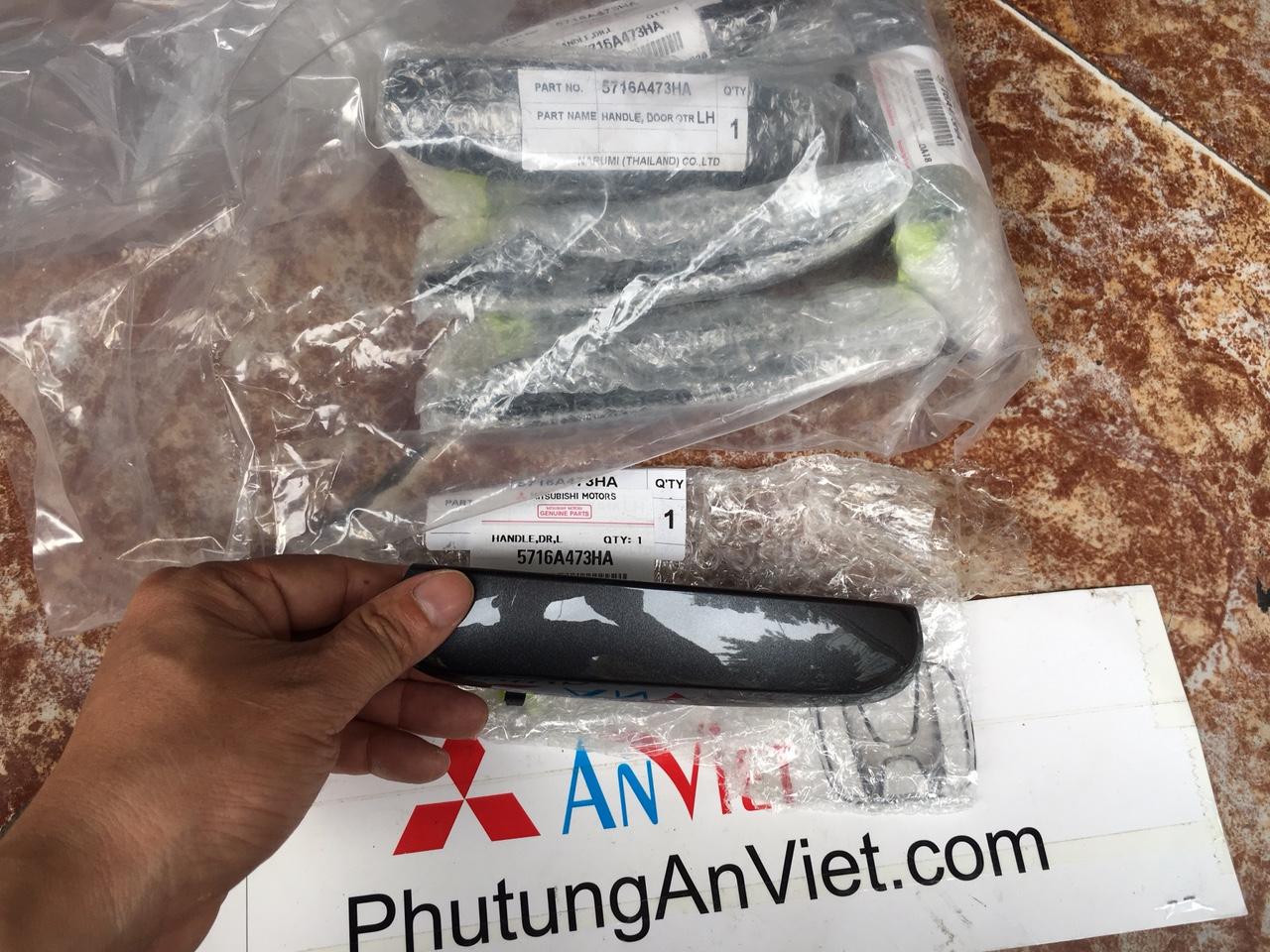 Tay mở cửa trước phía ngoài xe Mitsubishi Attrage