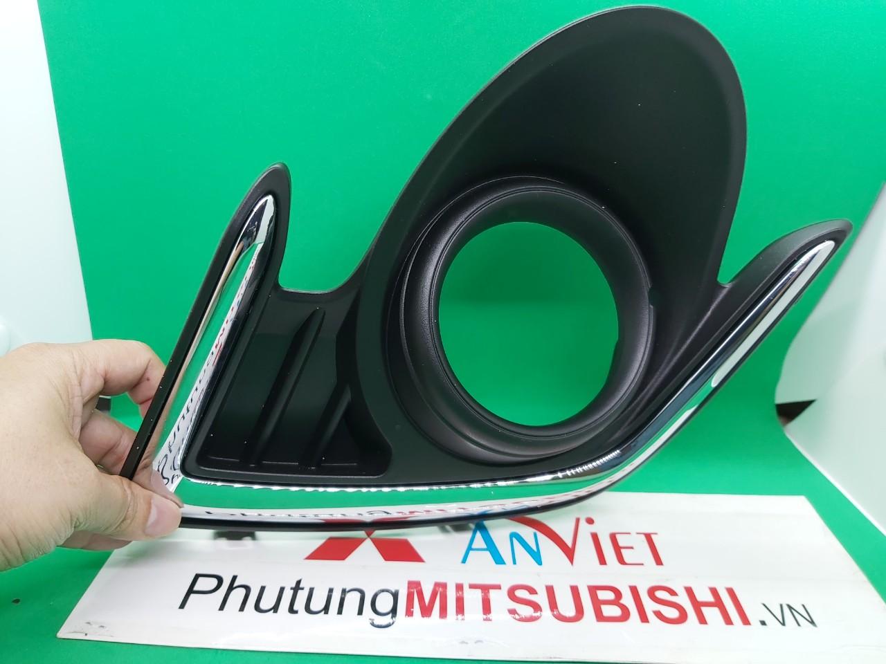 Ốp đèn gầm, Ốp đèn sương mù xe Mitsubishi Attrage 2014-2019