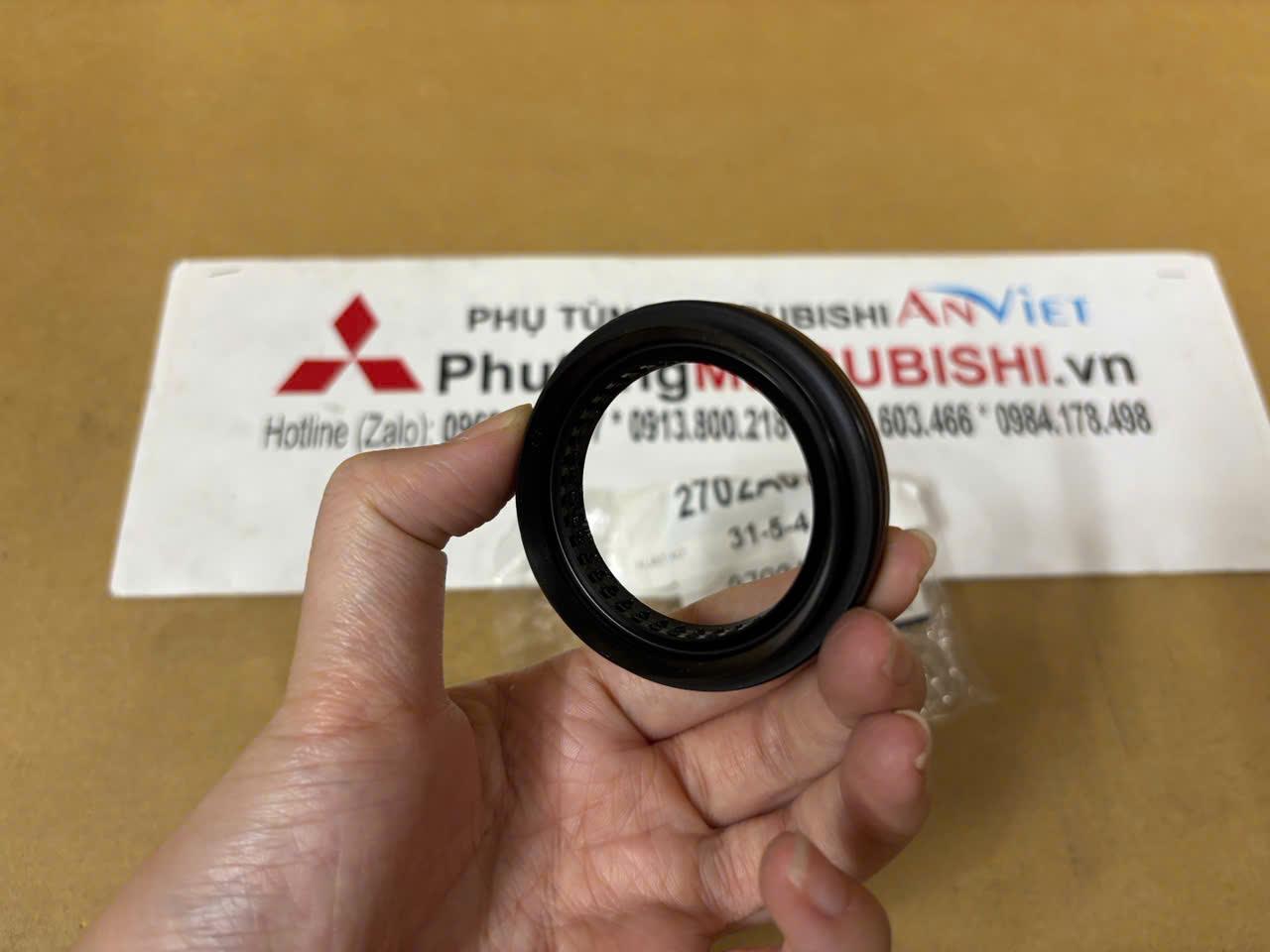 Phớt láp hộp số tự động Mitsubishi Attrage
