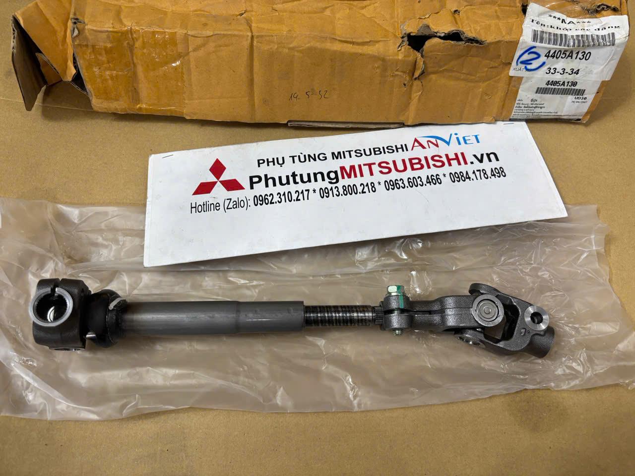 Khớp Các Đăng Lái xe Mitsubishi Attrage