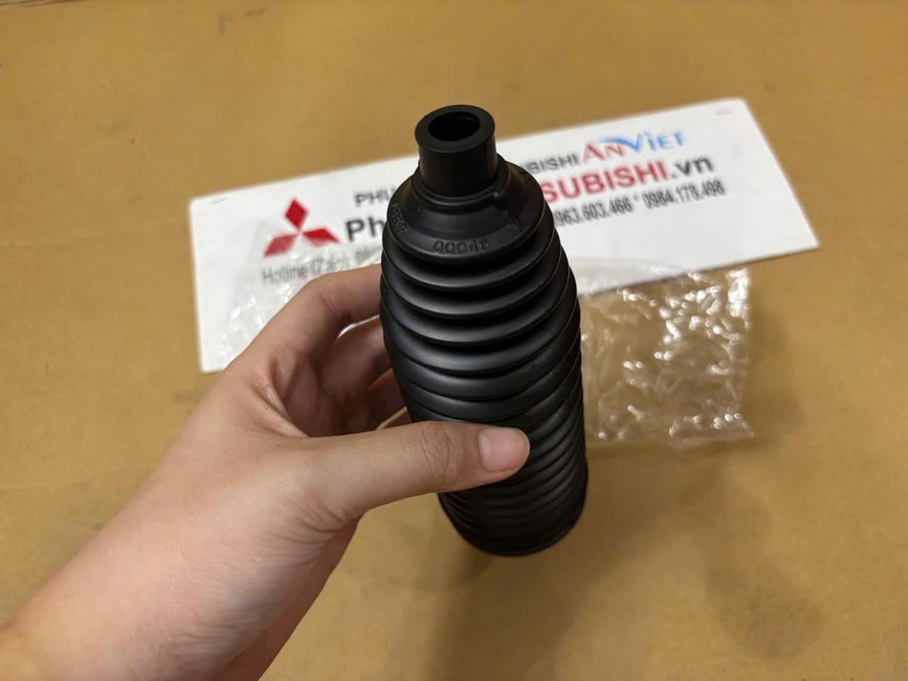 Cao Su Chụp Bụi Thước Lái xe Mitsubishi Attrage