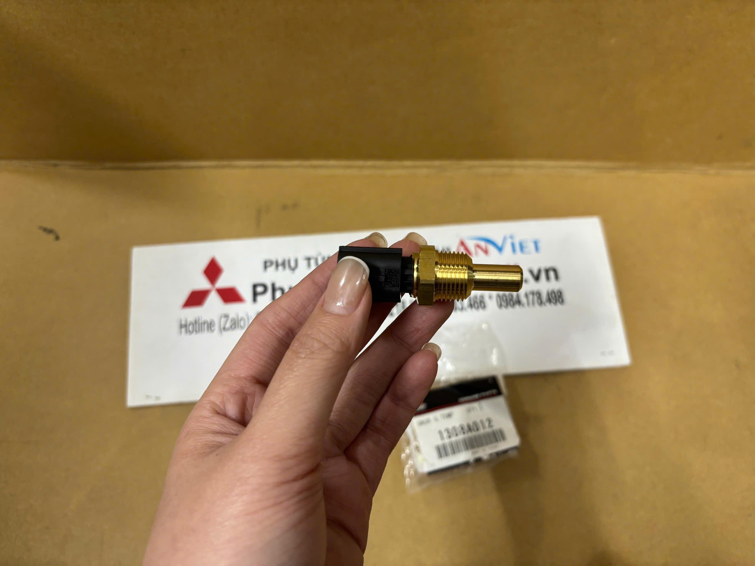 Cảm biến nhiệt độ nước xe Mitsubishi Attrage