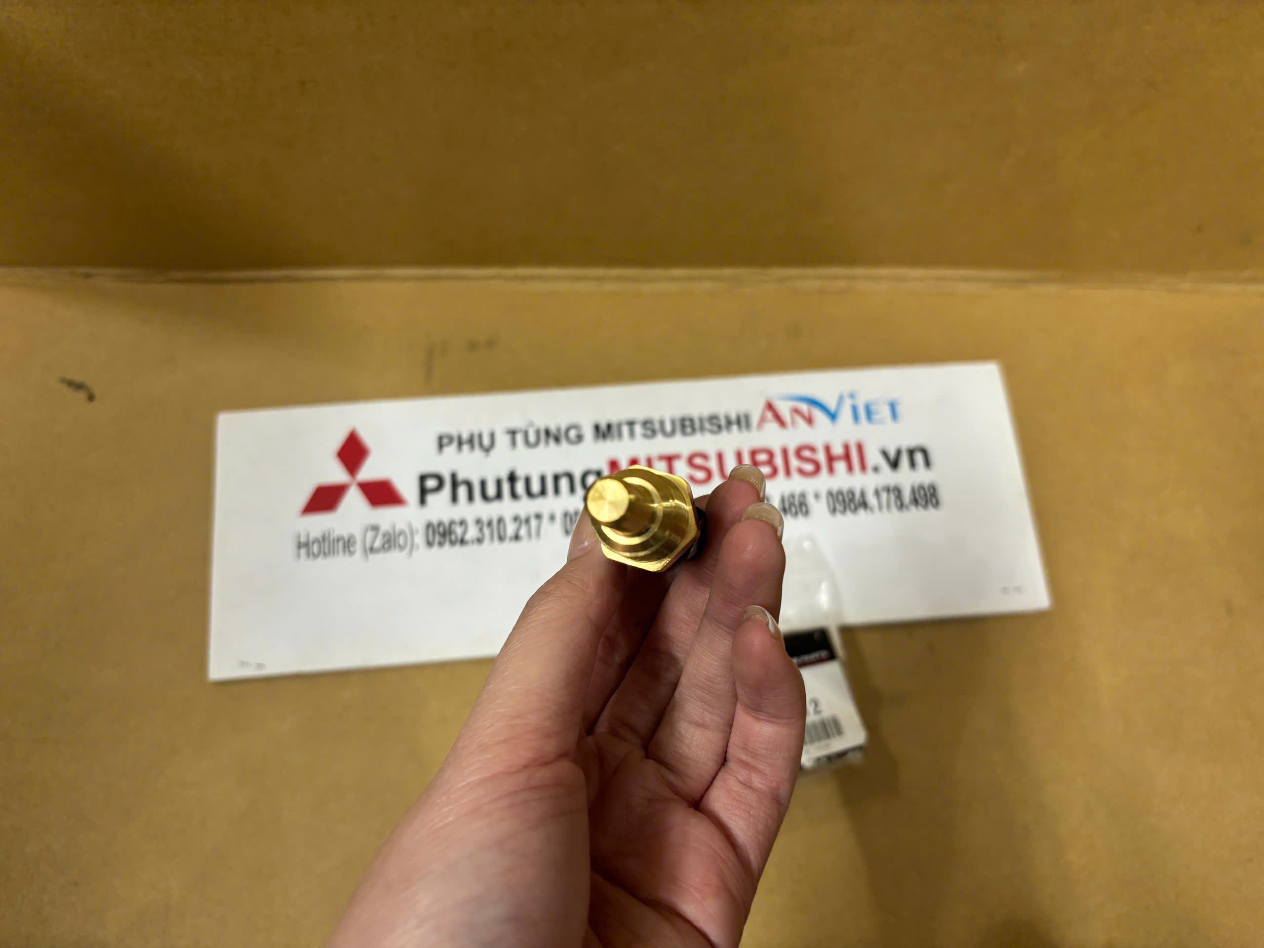 Cảm biến nhiệt độ nước xe Mitsubishi Attrage
