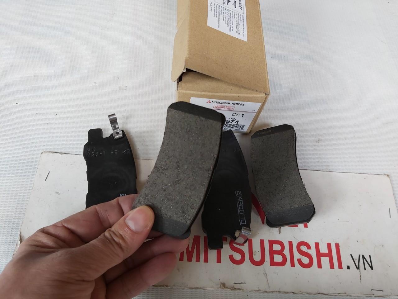 Má phanh sau, Bố thắng sau xe Mitsubishi Grandis