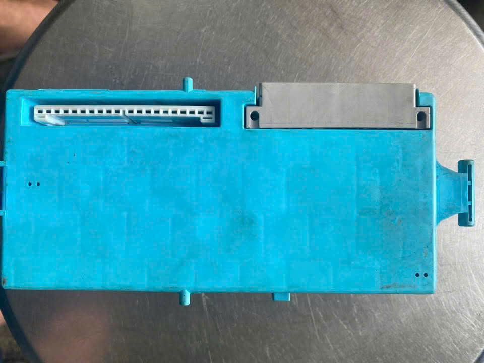 Hộp etacs điều khiển thời gian, âm báo xe Mitsubishi Grandis hàng bãi