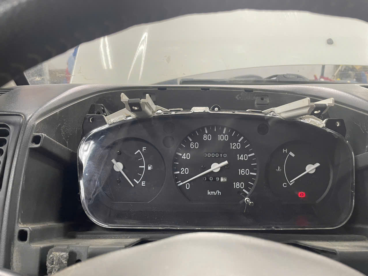 cụm đồng hồ c&ocirc;ng tơ m&eacute;t tốc độ tr&ecirc;n t&aacute;p l&ocirc; taplo Jolie&nbsp;