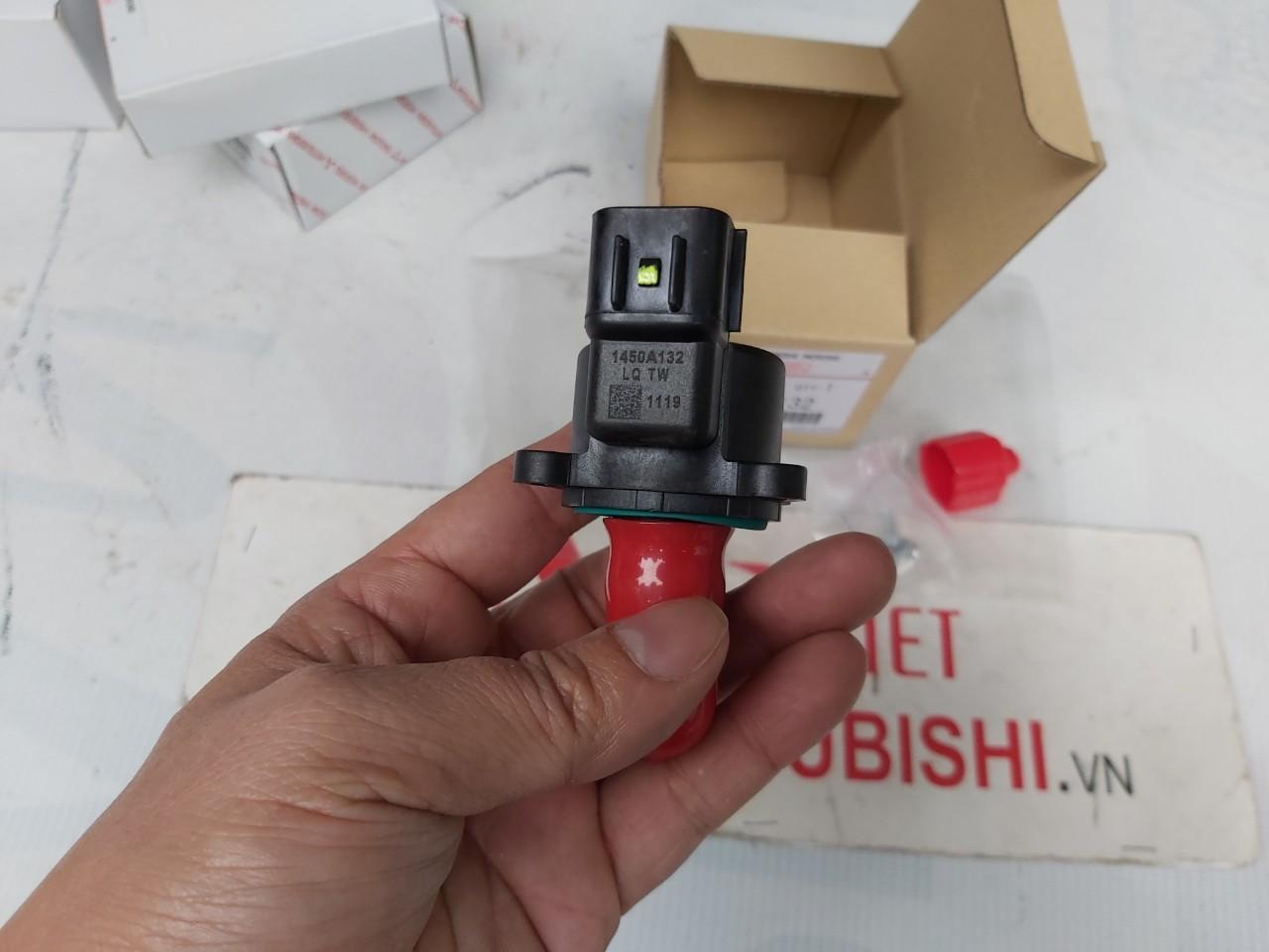Mô tơ bước, van không tải xe Mitsubishi Lancer