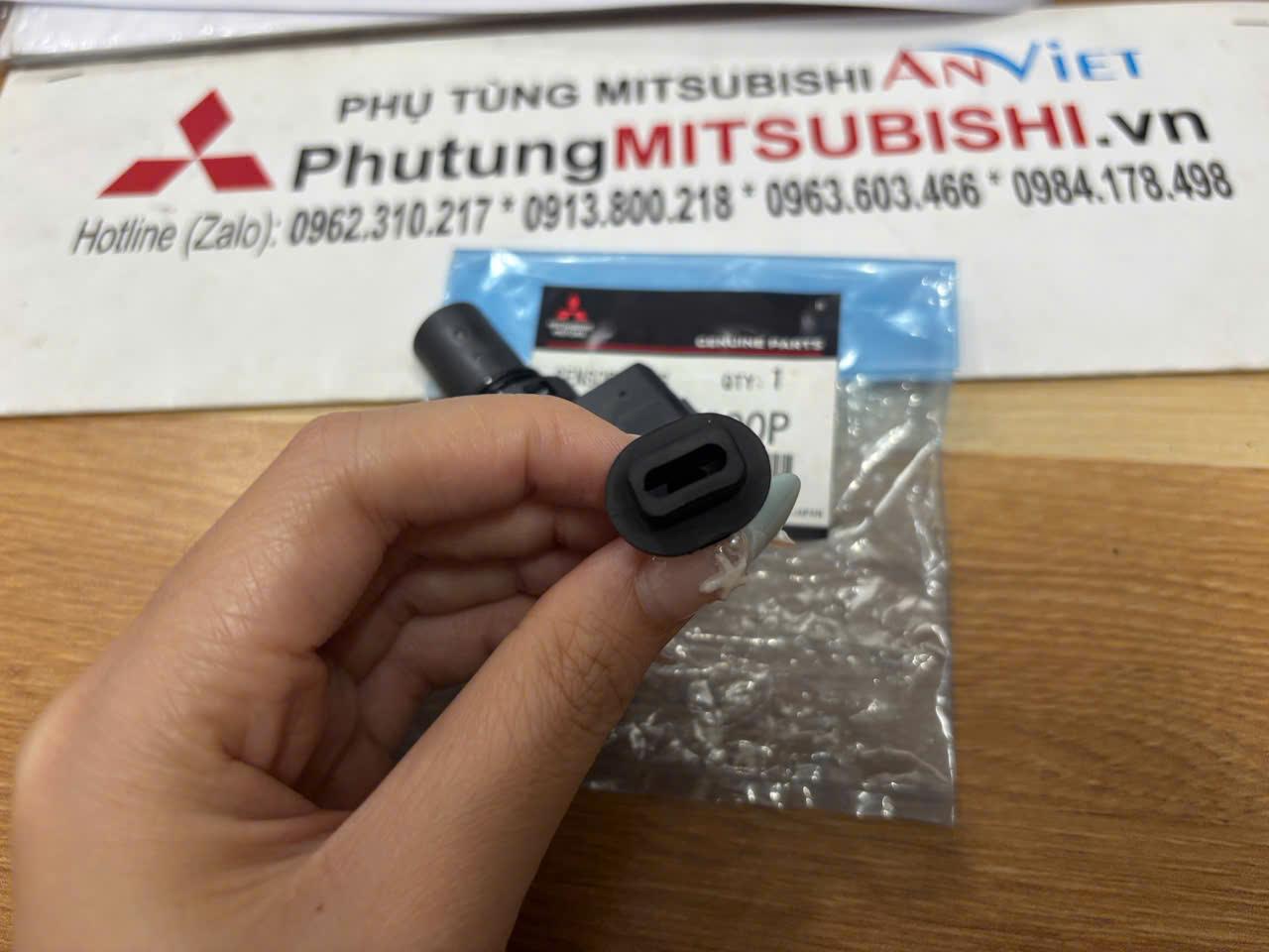 Cảm biến vị trí trục cam xe Mitsubishi Zinger, Lancer