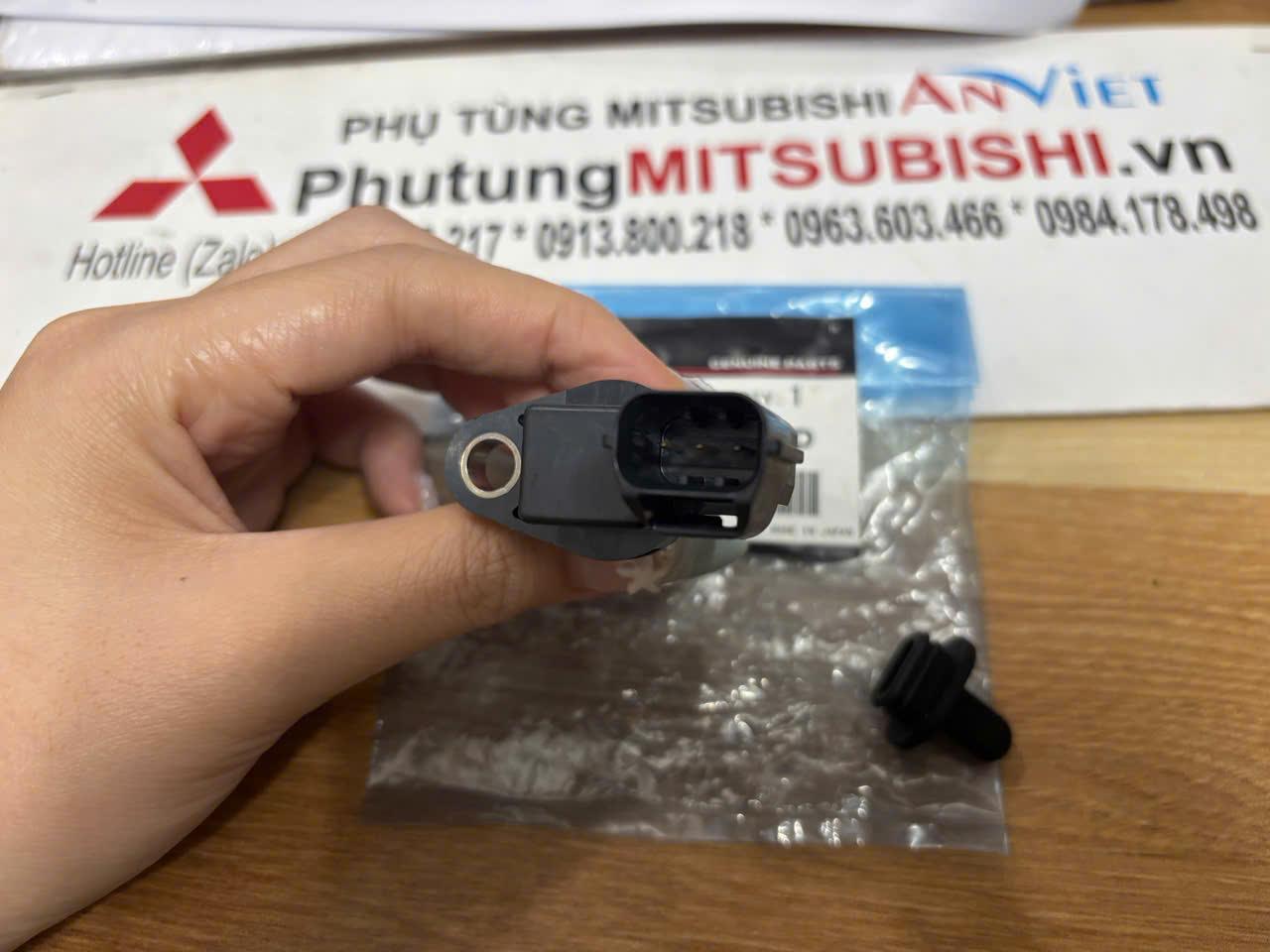 Cảm biến vị trí trục cam xe Mitsubishi Zinger, Lancer
