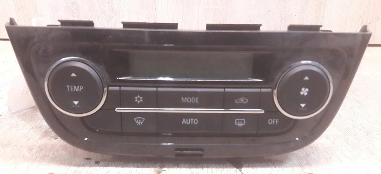 Cụm công tắc điều khiển điều hòa trên táp lô Mitsubishi Attrage, Mirage hàng bãi