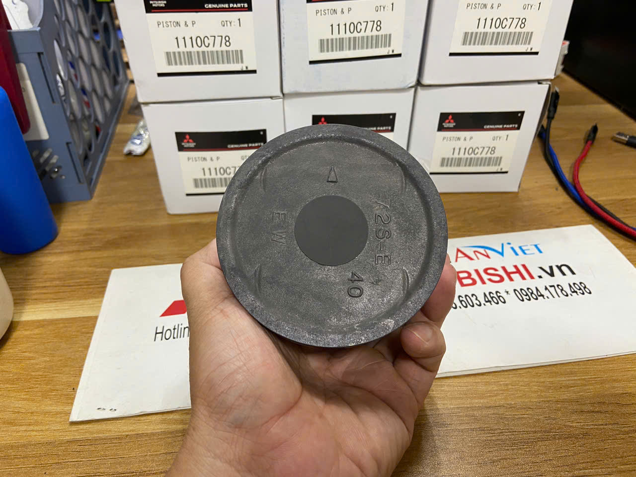 Piston hơi, Piston Động cơ xe Mitsubishi Pajero V6-3000 xe Ngân hàng chở tiền V93