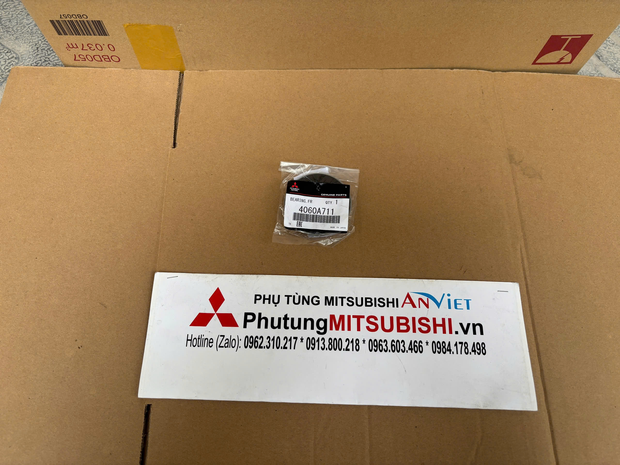 Bi Bát Bèo Giảm Xóc Trước xe Mitsubishi Xpander