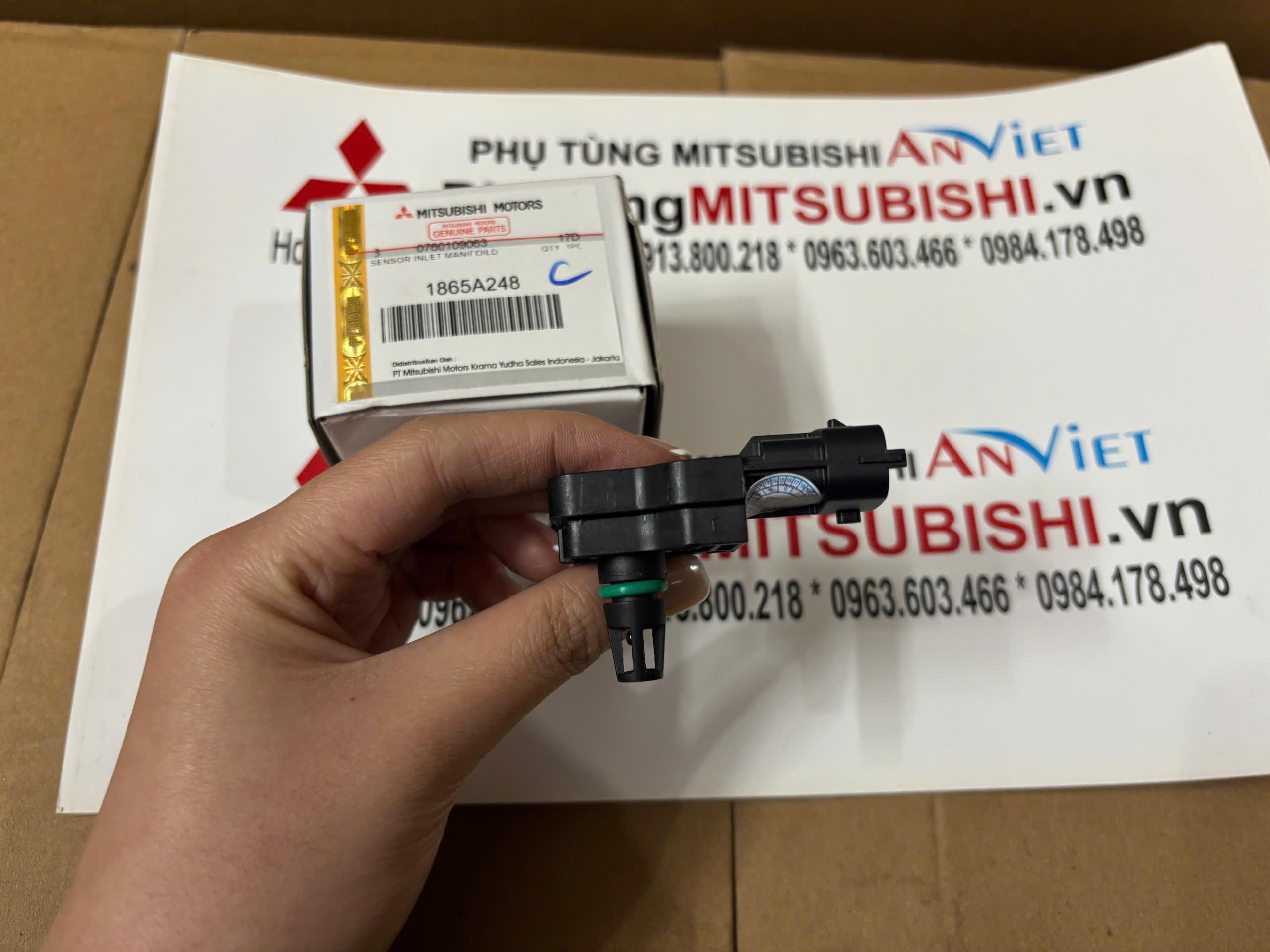 Cảm biến khí nạp xe Mitsubishi Xpander