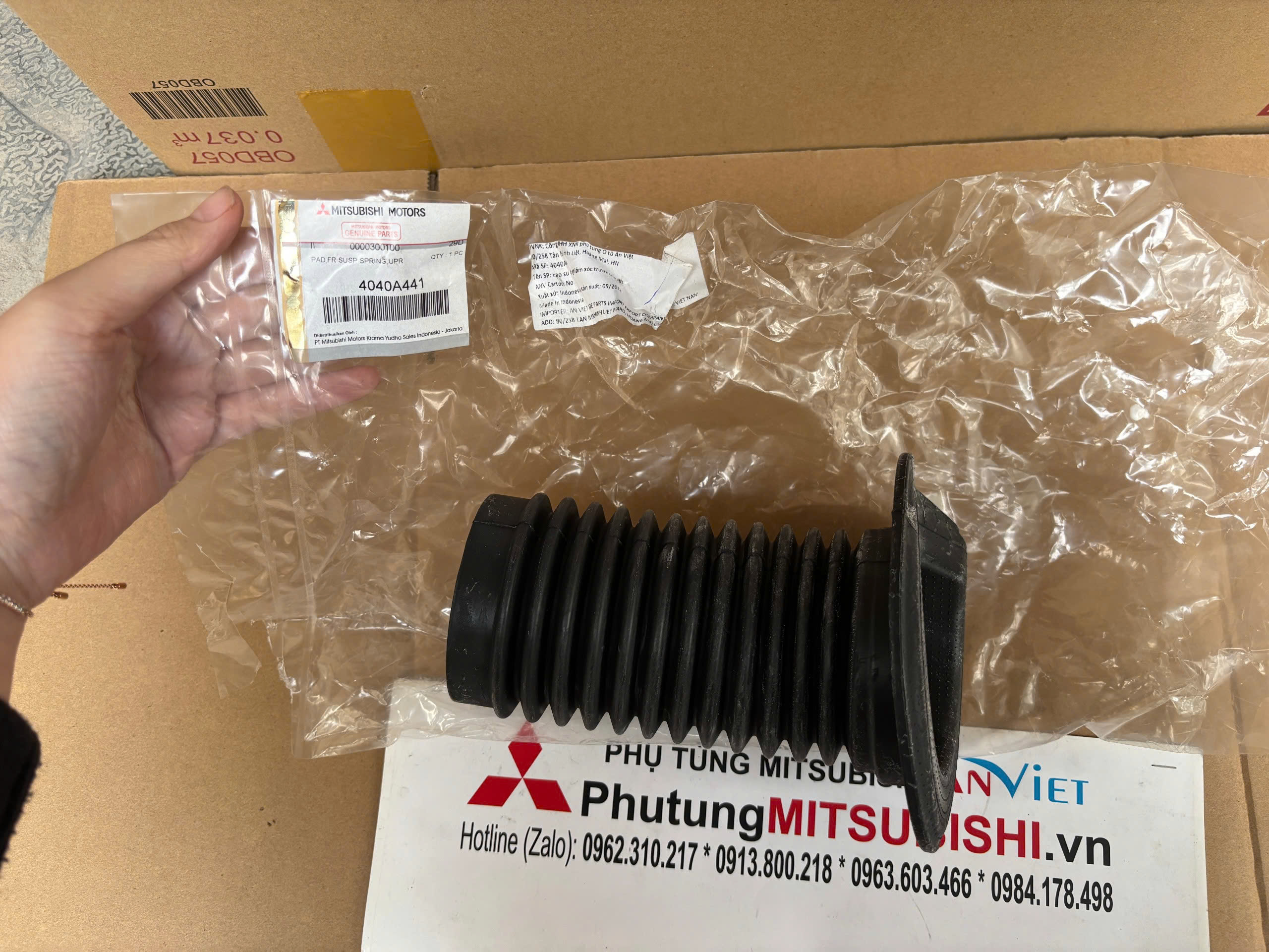 Chụp bụi giảm xóc trước xe Mitsubishi Xpander