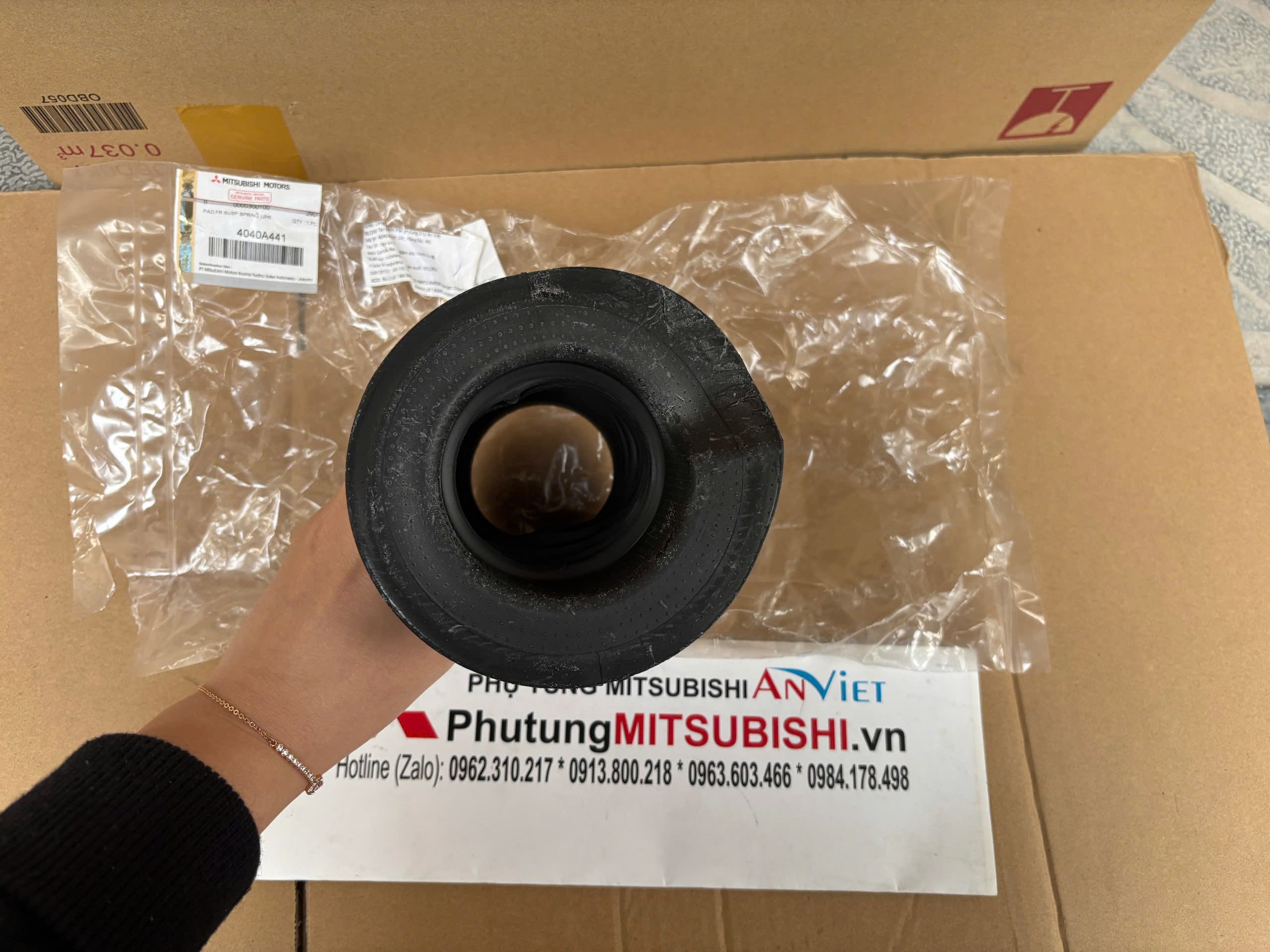 Chụp bụi giảm xóc trước xe Mitsubishi Xpander