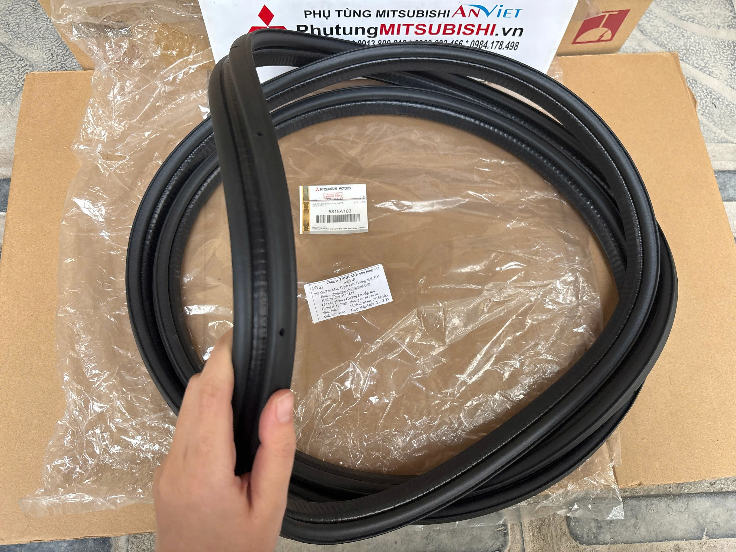 Gioăng cánh cửa hậu xe Mitsubishi Xpander
