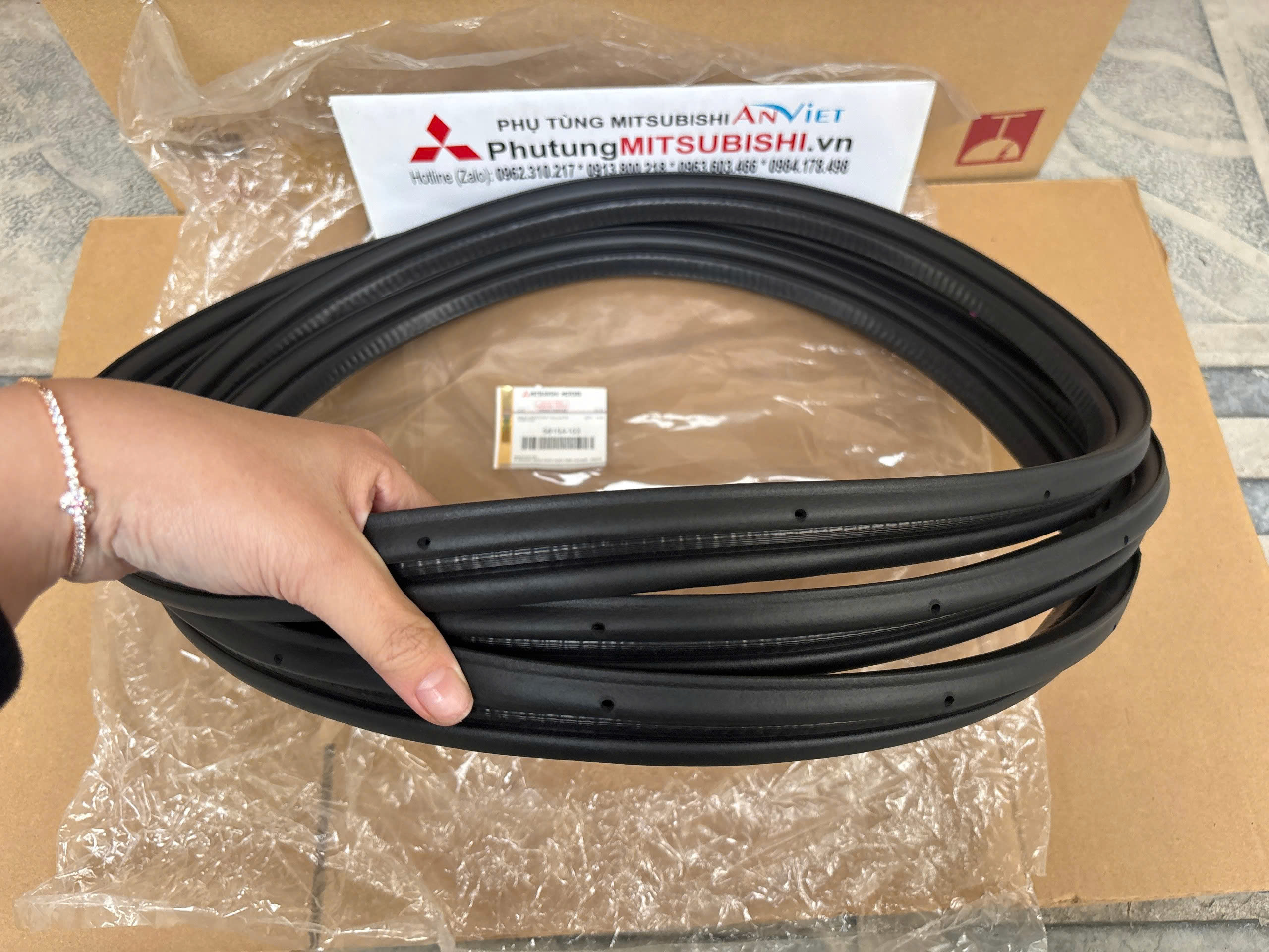 Gioăng cánh cửa hậu xe Mitsubishi Xpander