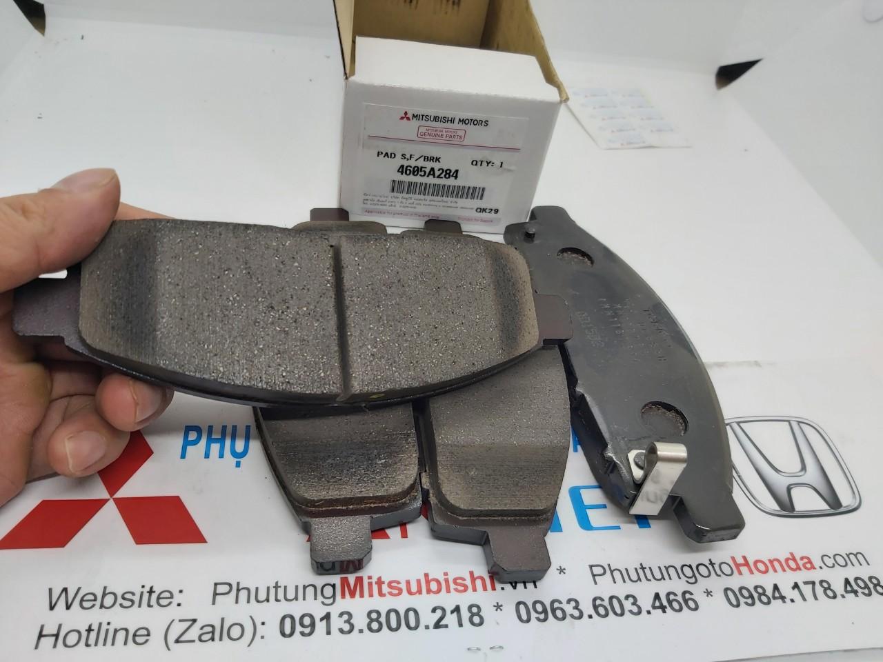 Má phanh trước, Bố thắng trước xe Mitsubishi Zinger