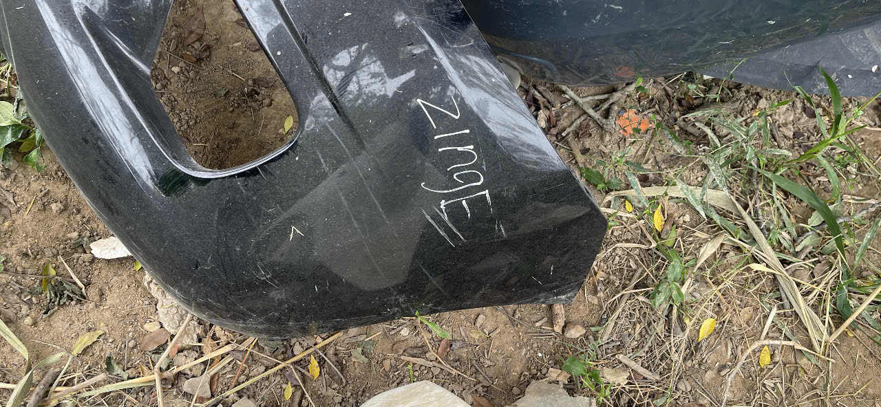 Cản trước, Ba đờ sốc trước xe Mitsubishi Zinger | Hàng Bãi