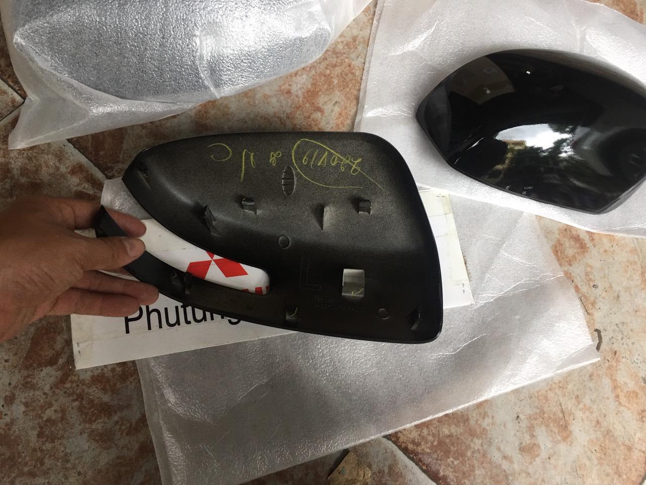 Ốp gương, Gáo gương chiếu hậu xe Mitsubishi Attrage