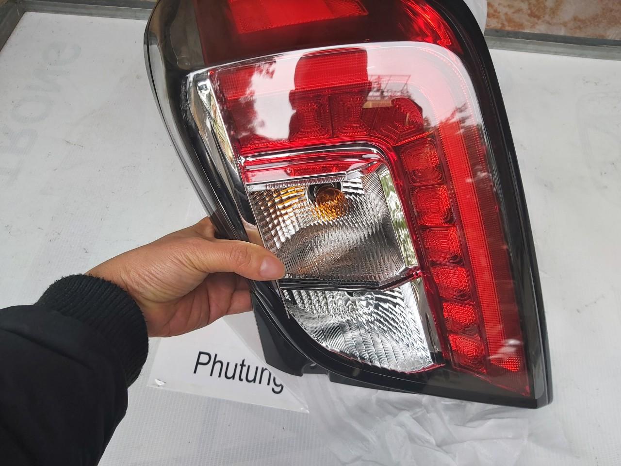 Đèn hậu xe Mitsubishi Attrage