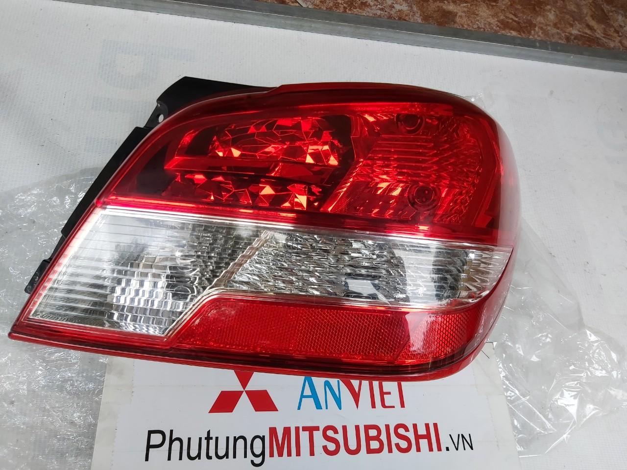 Đèn hậu xe Mitsubishi Attrage