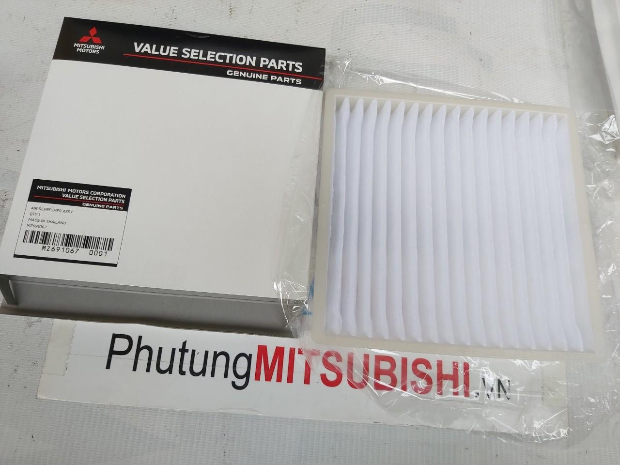 Lọc gió điều hòa xe Mitsubishi Attrage