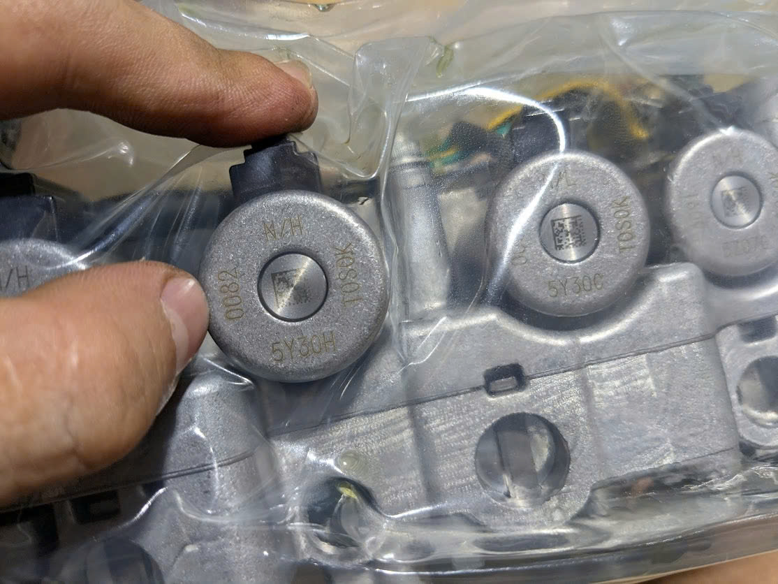 Bộ Van chia dầu số tự động vỉ điện, Van Solenoid Mitsubishi Attrage, Mirage