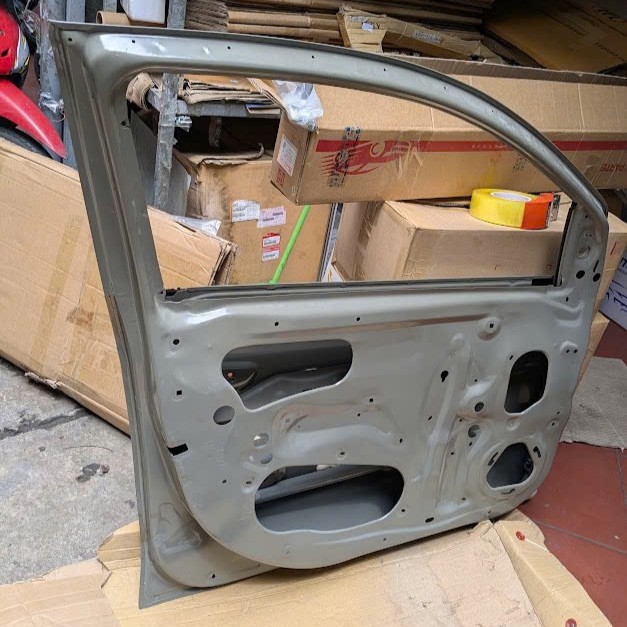 Cánh cửa trước Mitsubishi Attrage, Mirage bên Lh và rh (trái và phải)