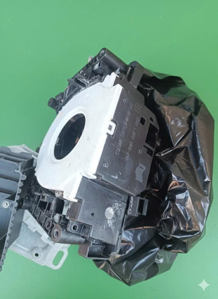 kvh-8617a512 Cảm biến góc lái = MÀU TRẮNG- dưới cáp còi Mitsubishi Xpander, Outlander, Attrage, Pajero Sport, Outlander Sport