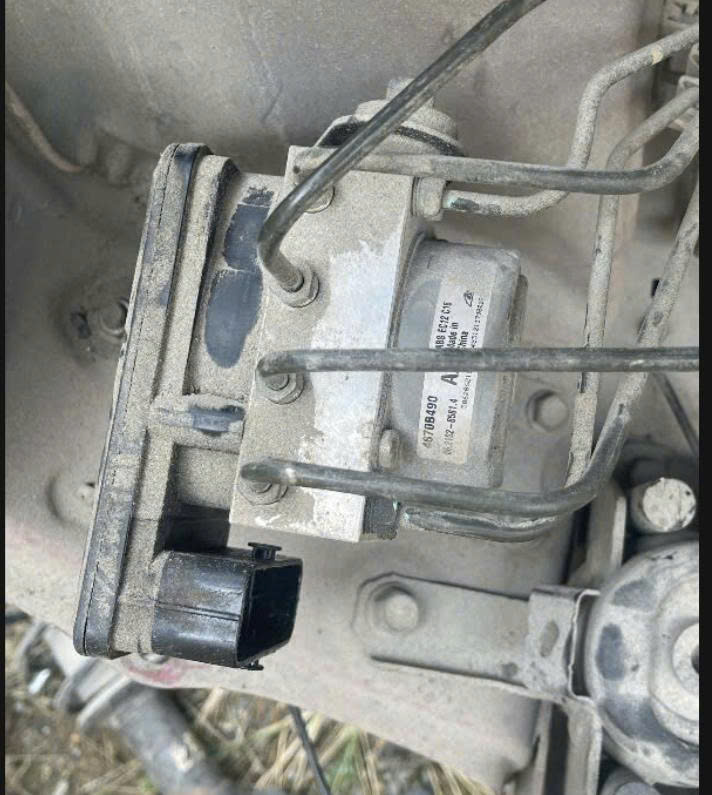 Cụm bơm abs Mitsubishi Attrage Hàng bãi