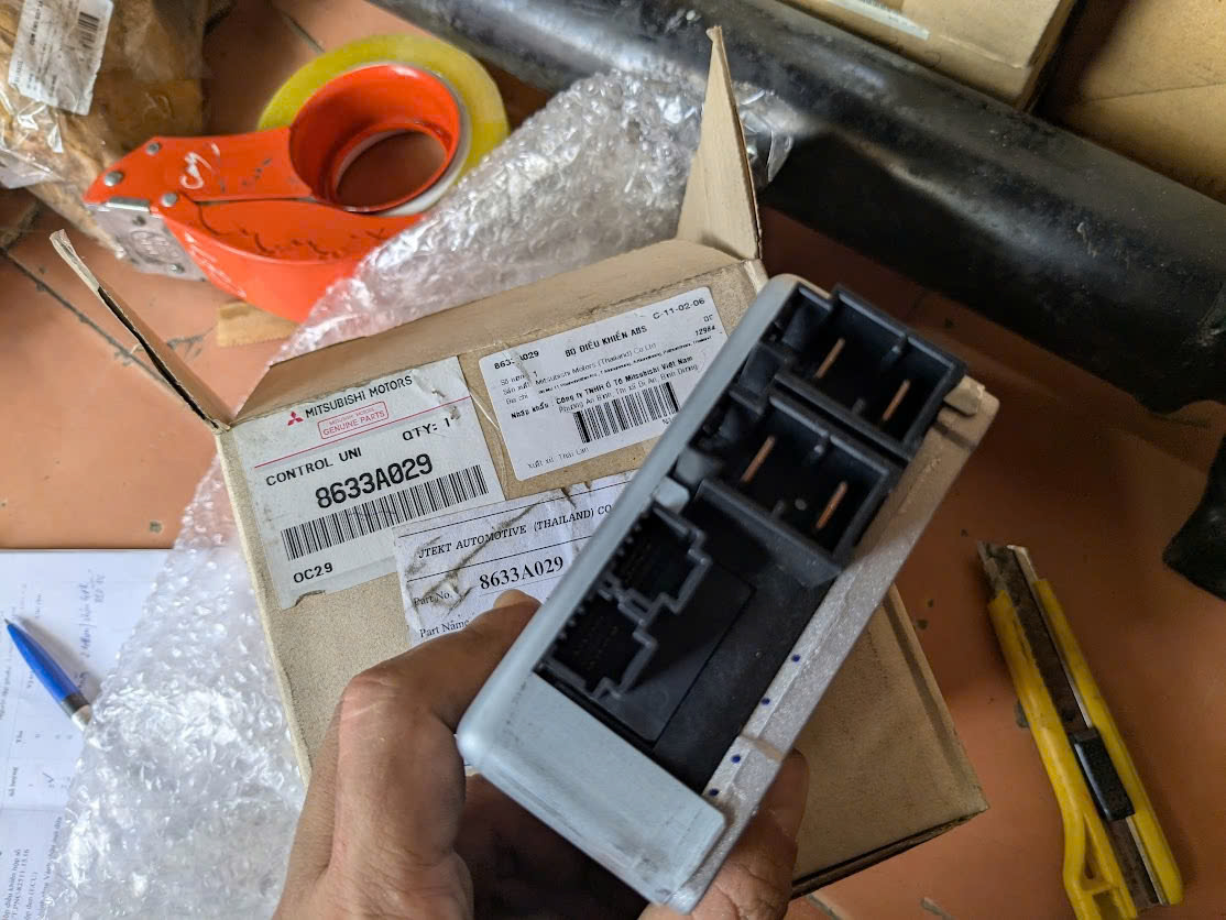 Hộp điều khiển thước lái trợ lực điện  Mitsubishi Attrage  Mitsubishi Mirage MITSUBISHI MOTORS CORPORATION 8633A029 JL501-006324 JTEKT CORPORATION Q1T29871H2CT