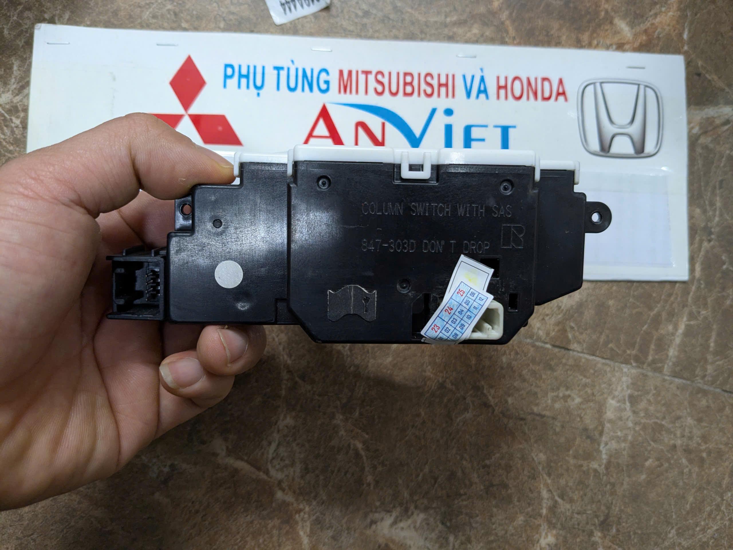 mới 8617a512 Cảm biến góc lái Mitsubishi Xpander, Outlander, Attrage, Pajero Sport, Outlander Sport = MÀU TRẮNG  dưới cáp còi 