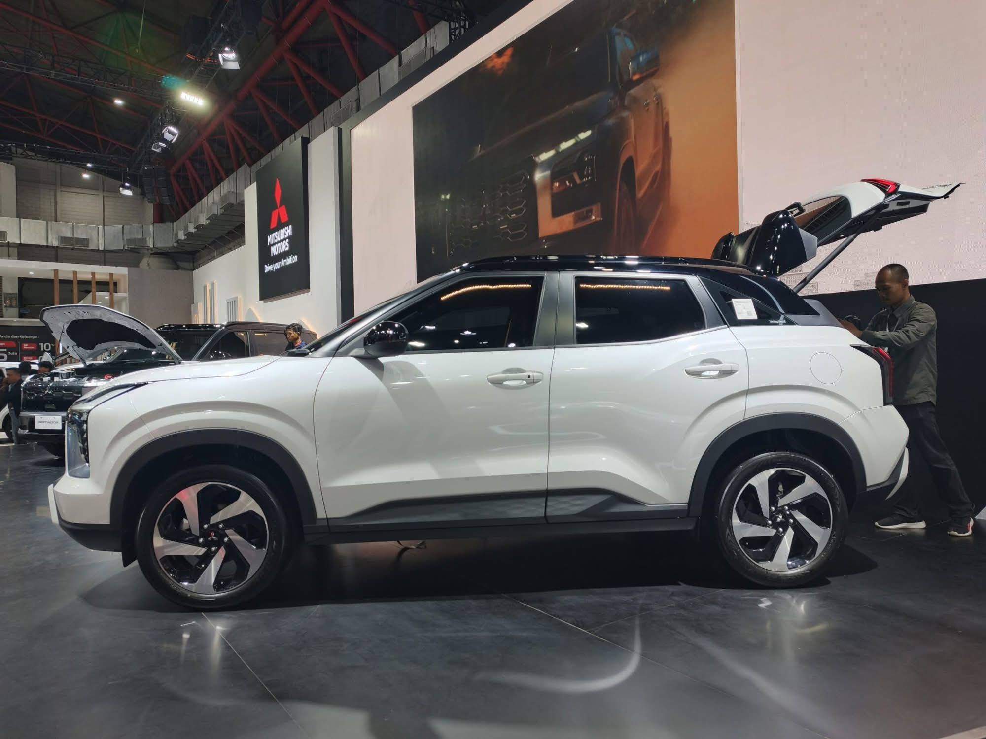 Tại sao n&ecirc;n độ cốp điện xe Mitsubishi Destinator Premium?