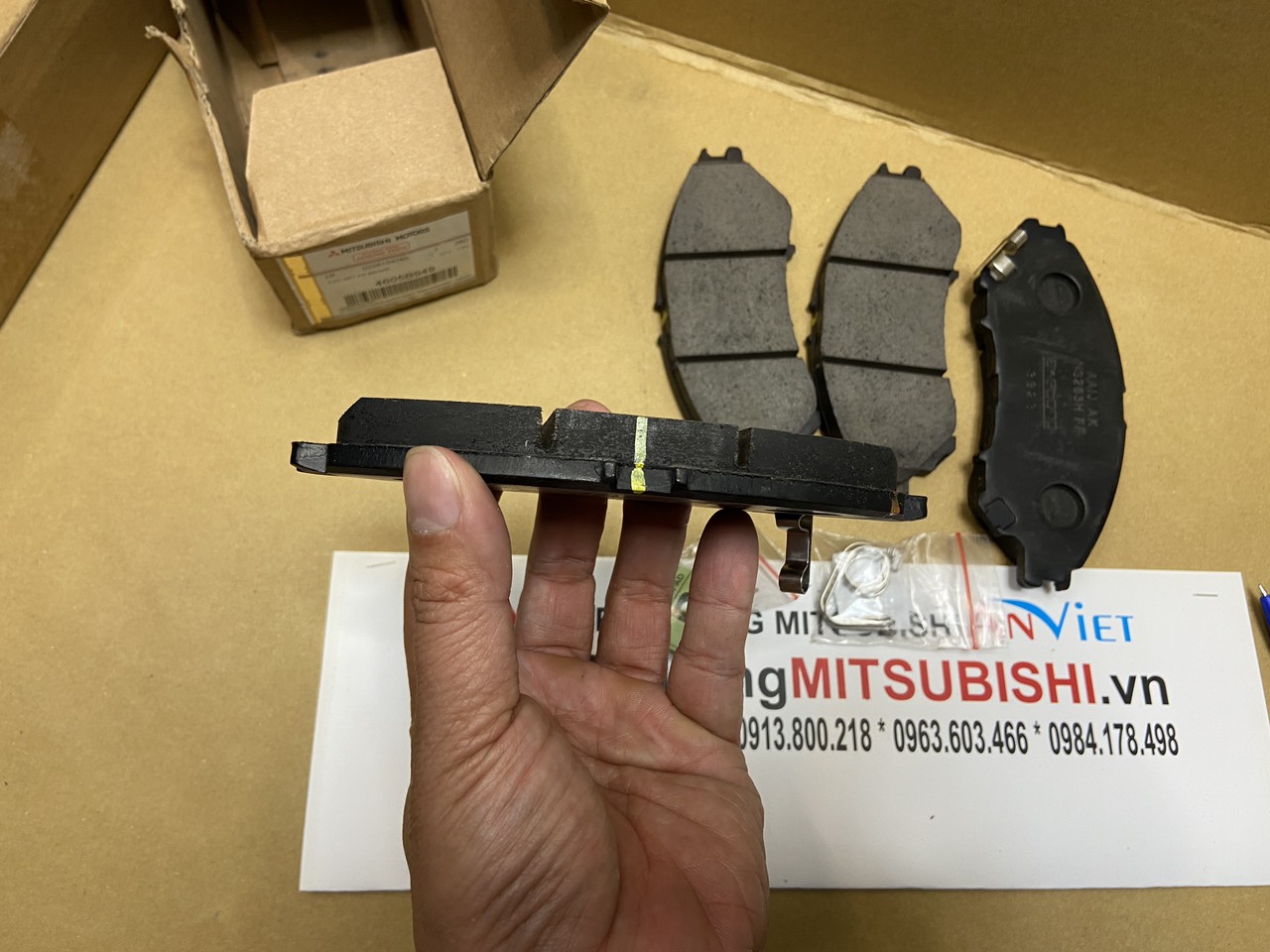 Bố thắng ô tô giá bao nhiêu? Bảng giá thay má phanh mới nhất