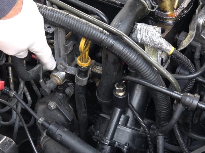 Lỗi cảm biến áp suất dầu động cơ