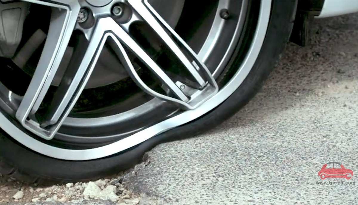 Hư hỏng bề mặt (M&acirc;m xe &ocirc; t&ocirc; bị xước, bị trầy)