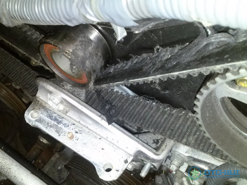 Hậu quả khi đứt d&acirc;y curoa cam v&agrave; đứt d&acirc;y curoa m&aacute;y ph&aacute;t &ocirc; t&ocirc;