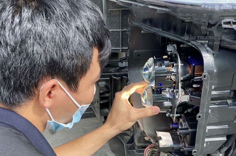 Quy tr&igrave;nh thi c&ocirc;ng độ đ&egrave;n Mitsubishi Destinator DST