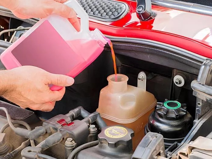  Kinh nghiệm chọn nước l&agrave;m m&aacute;t cho xe xăng v&agrave; xe m&aacute;y dầu