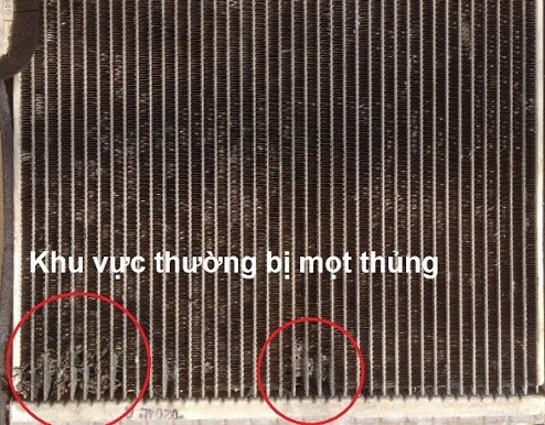 Dàn lạnh ô tô bị thủng, xì gas