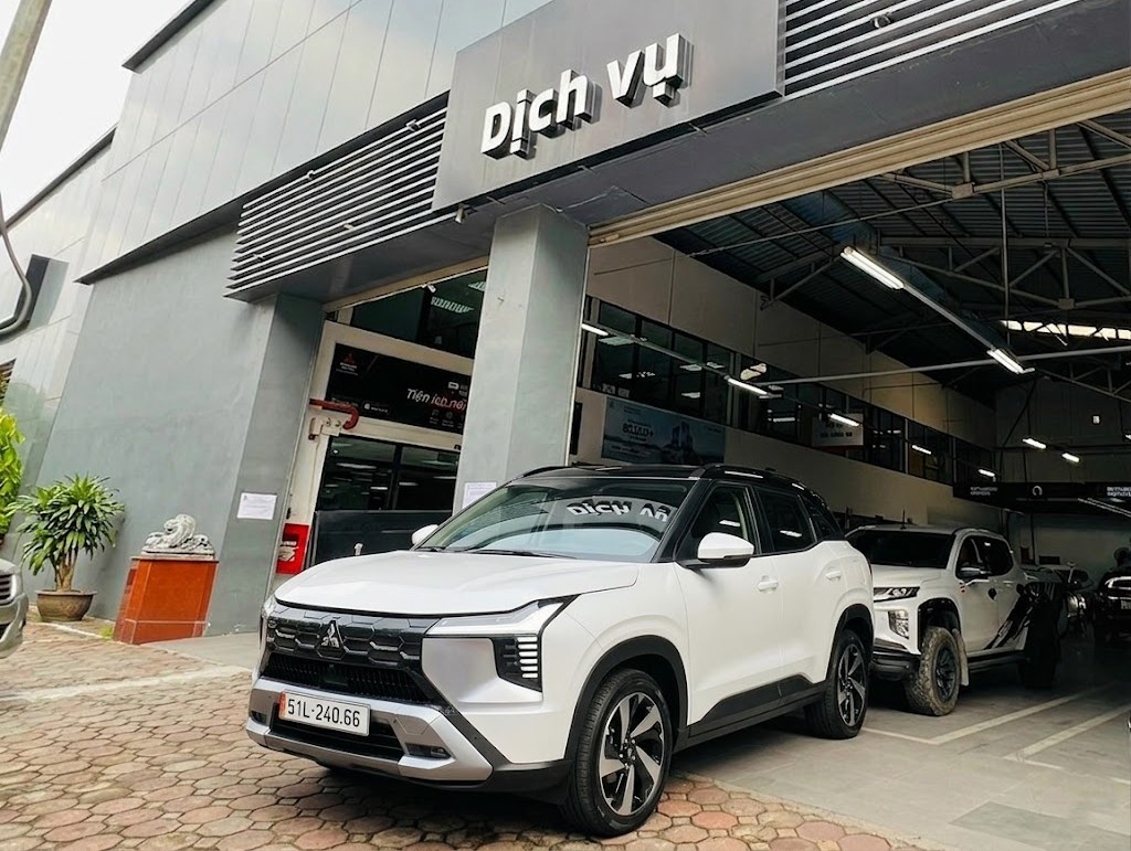 N&ecirc;n bảo dưỡng xe Mitsubishi Destinator tại h&atilde;ng hay gara ngo&agrave;i?