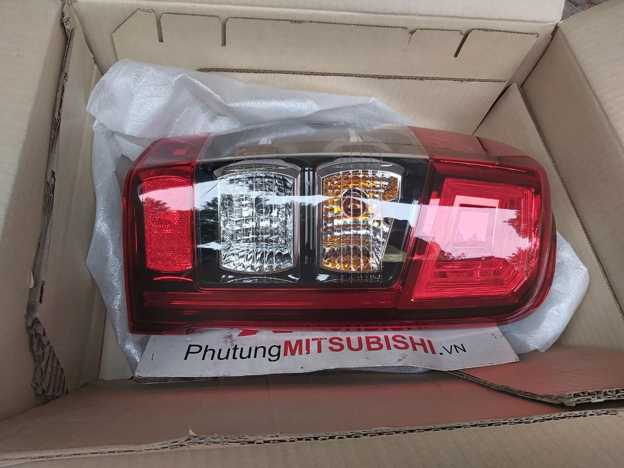 Đèn hậu, đèn lái sau Mitsubishi