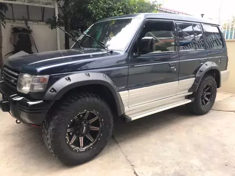 Pajero V43