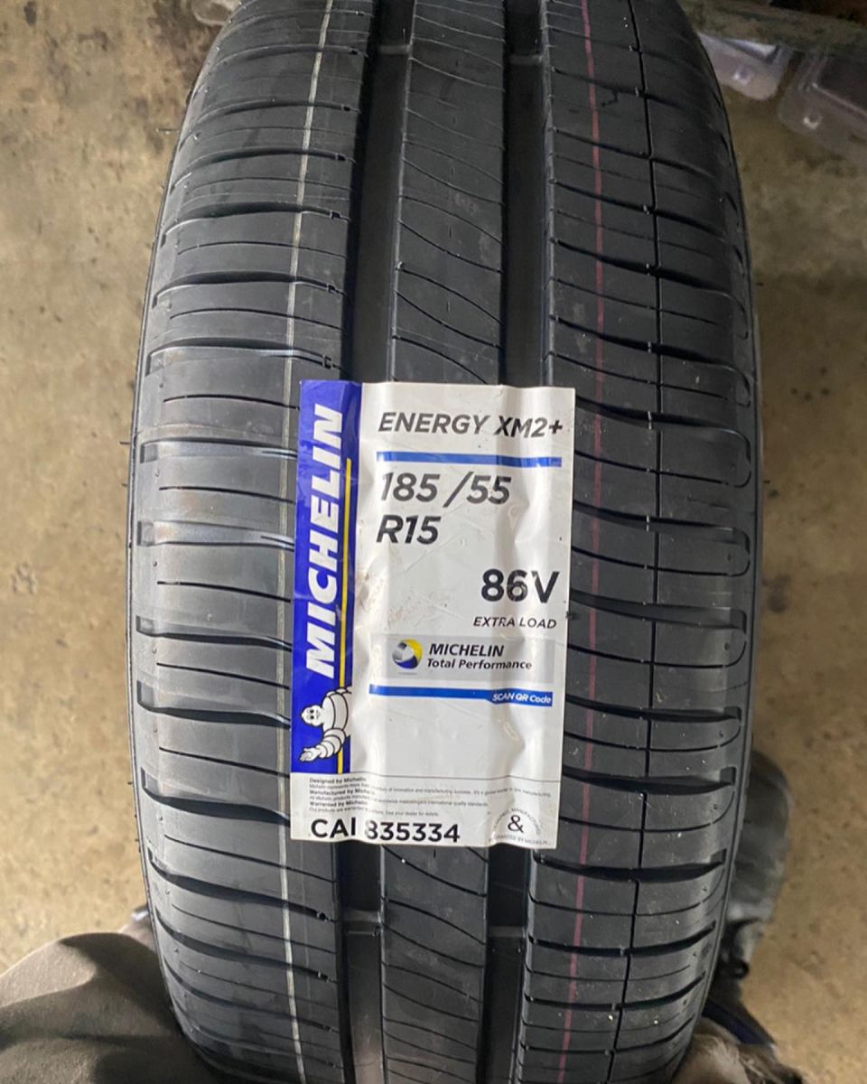 Giá lốp xe Mitsubishi Attrage