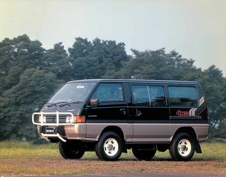 Mitsubishi L300